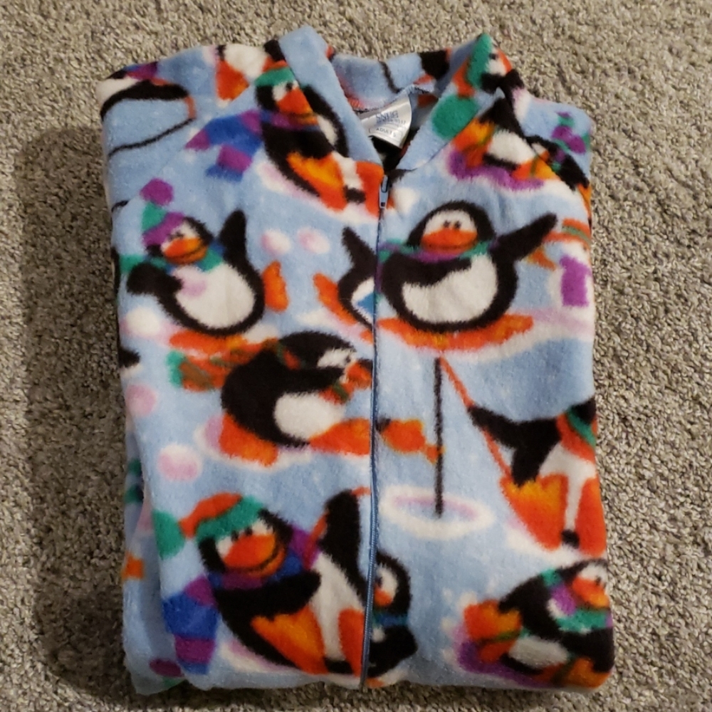 Clothes - Picture 2 of 2